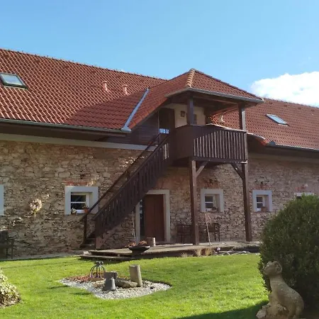 Statek Kloubek Chabičovice