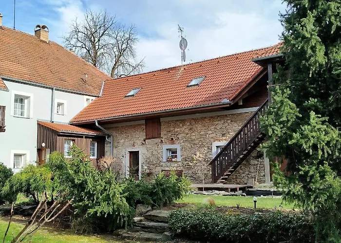 斯塔特克克鲁贝克酒店 公寓 Chabičovice