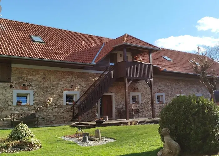 斯塔特克克鲁贝克酒店 Chabičovice